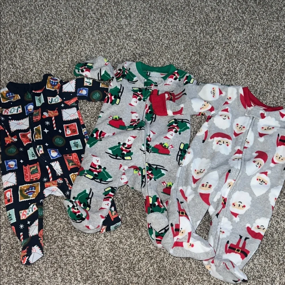 Baby Christmas Pajamas 0-3M 🎄 Carter’s Old Navy Holiday Sleeper Bundle 3pc - Picture 1 of 4